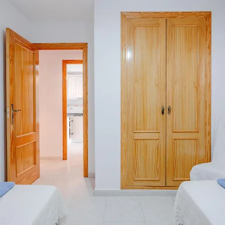 Apartamento Dianium-3 By Interhome *
